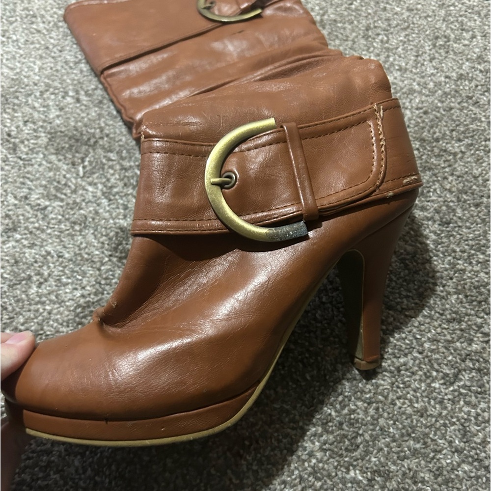 Women’s high heel boots with buckle. Caramel/tan color. Pretty comfortable. - Picture 3 of 5